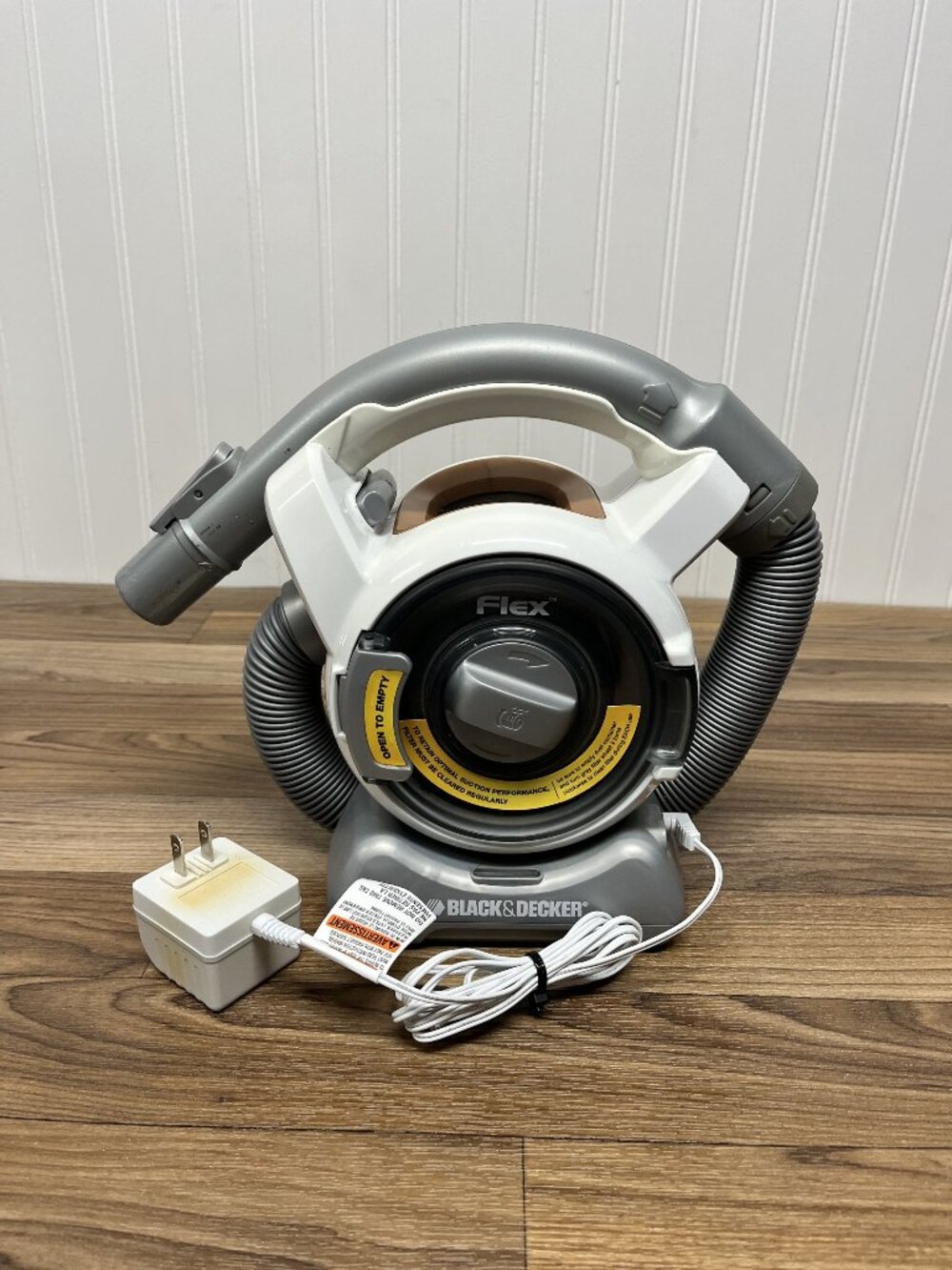 Black+Decker FLEX FHV1200 Cordless Vacuum Caddy Attachment Charger